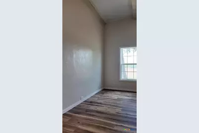 210 Julia St., Yoakum, TX 77995 - Photo 12