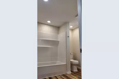 210 Julia St., Yoakum, TX 77995 - Photo 24