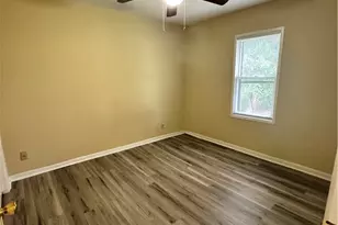 1401 E Mimosa Ave, Victoria, TX 77901 - Photo 6