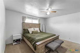 101 King Arthur St, Victoria, TX 77904 - Photo 12