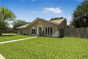 101 King Arthur St, Victoria, TX 77904 - Photo 26
