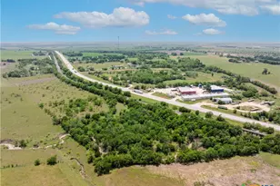 2901 and 2973 S Main St, Taylor, TX 76574 - Photo 28