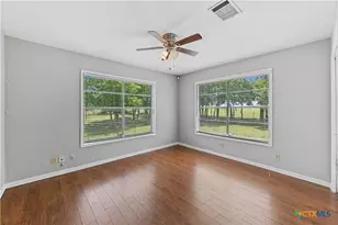 2901 and 2973 S Main St, Taylor, TX 76574 - Photo 16