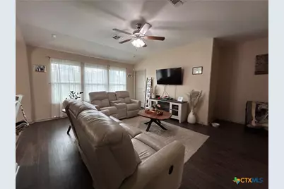 207 Cobble Stone Court, Victoria, TX 77904 - Photo 8