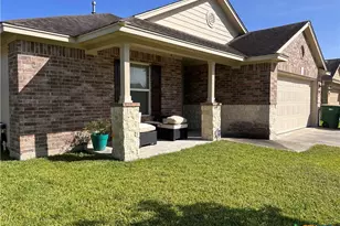 207 Cobble Stone Ct, Victoria, TX 77904 - Photo 2