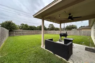 207 Cobble Stone Ct, Victoria, TX 77904 - Photo 22