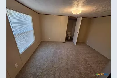 209 Olive, El Campo, TX 77437 - Photo 6
