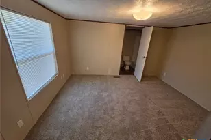 209 Olive, El Campo, TX 77437 - Photo 6