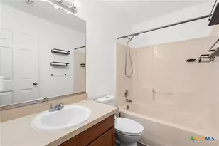 407 E Pietzsch St, Bartlett, TX 76511 - Photo 16