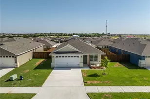 1213 Victory Ranch, Killeen, TX 76549 - Photo 2