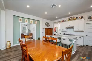 1944 Colonial Ave, New Braunfels, TX 78130 - Photo 16