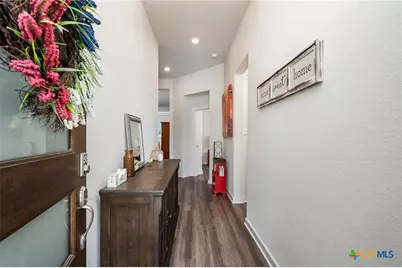 1944 Colonial Avenue, New Braunfels, TX 78130 - Photo 4