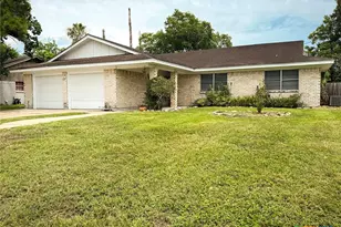 102 Tanglewood Dr, Victoria, TX 77901 - Photo 2