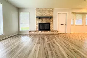 102 Tanglewood Dr, Victoria, TX 77901 - Photo 10