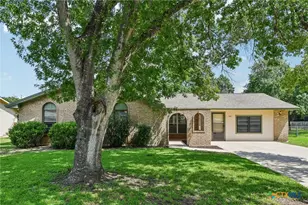 1641 Driftwood Dr, Seguin, TX 78155 - Photo 4