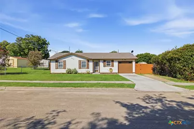 923 Hackberry Street, Copperas Cove, TX 76522 - Photo 4