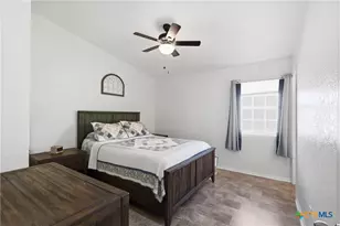 923 Hackberry St, Copperas Cove, TX 76522 - Photo 14
