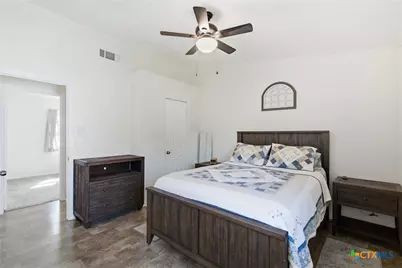 923 Hackberry Street, Copperas Cove, TX 76522 - Photo 16