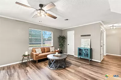 4506 Kendall Lane, Waco, TX 76705 - Photo 10