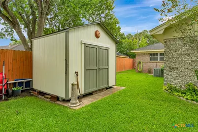 304 Tanglewood Drive, Victoria, TX 77901 - Photo 42