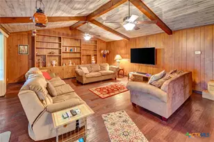 304 Tanglewood Dr, Victoria, TX 77901 - Photo 6