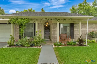 304 Tanglewood Drive, Victoria, TX 77901 - Photo 2