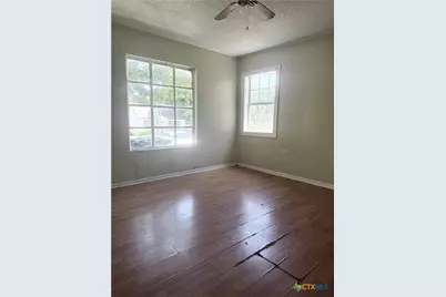 804 N 8th Street, Temple, TX 76501 - Photo 12