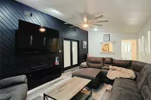 204 N 26th St, Gatesville, TX 76528 - Photo 10