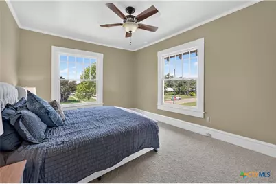 819 N 13th Street, Temple, TX 76501 - Photo 32