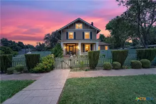 819 N 13th St, Temple, TX 76501 - Photo 1