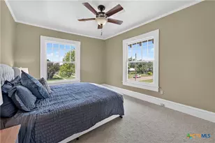 819 N 13th St, Temple, TX 76501 - Photo 32