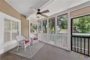 819 N 13th St, Temple, TX 76501 - Photo 34