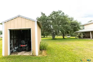 3831 Hopkinsville Rd, Cuero, TX 77954 - Photo 44