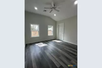 1008 N Gonzales St, Cuero, TX 77954 - Photo 18
