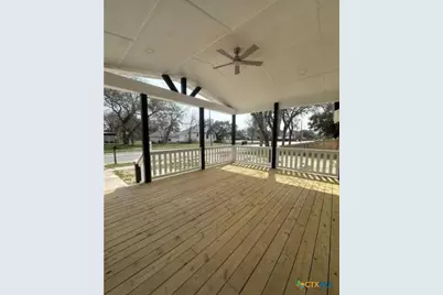 1008 N Gonzales St, Cuero, TX 77954 - Photo 4