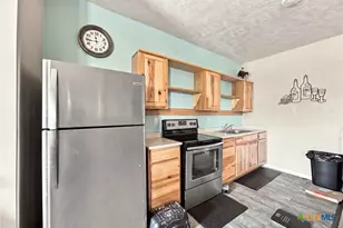 288 County Rd 341, La Vernia, TX 78121 - Photo 26