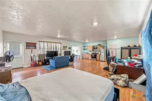 288 County Rd 341, La Vernia, TX 78121 - Photo 22