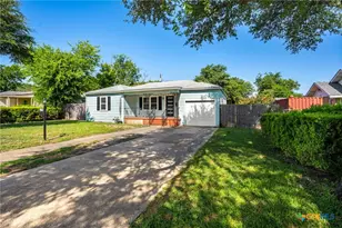 918 N 15th St, Temple, TX 76501 - Photo 1