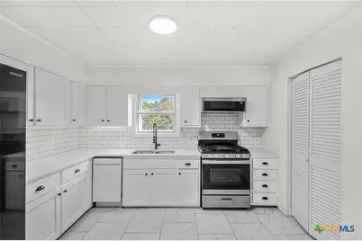 918 N 15th Street, Temple, TX 76501 - Photo 8