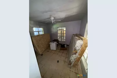 900 Haynes Street, San Marcos, TX 78666 - Photo 10