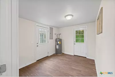 1409 W Main Street, Edna, TX 77957 - Photo 16