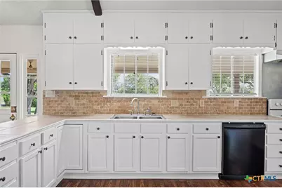 3206 W Nugent Avenue, Temple, TX 76504 - Photo 10