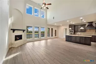 657 Vale Ct, New Braunfels, TX 78132 - Photo 10