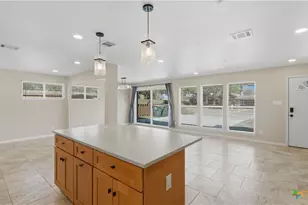 1409 Highland Dr, San Marcos, TX 78666 - Photo 30
