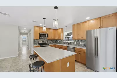 1409 Highland Drive, San Marcos, TX 78666 - Photo 10