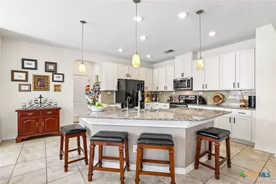 3869 Legend Hill, New Braunfels, TX 78130 - Photo 14