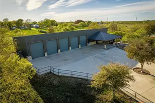 148 Lake Creek Dr, New Braunfels, TX 78130 - Photo 4