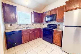 3011 Baldwin Loop, Killeen, TX 76549 - Photo 6