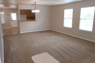 312 Sparrow, New Braunfels, TX 78130 - Photo 4