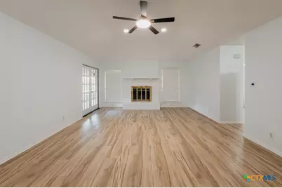 404 Alamogordo Drive, Victoria, TX 77904 - Photo 6